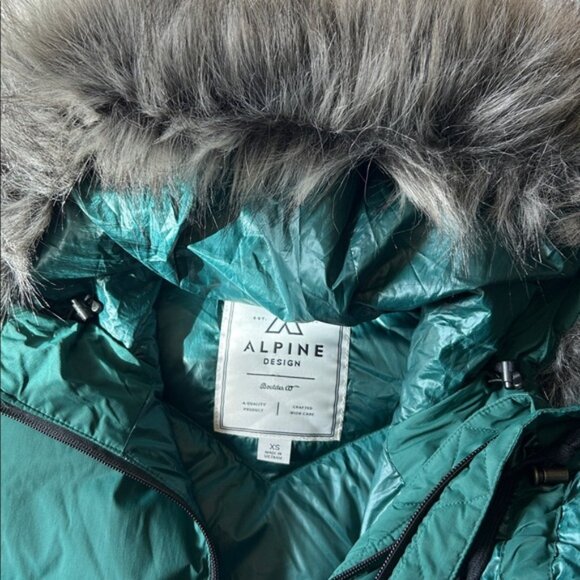 Alpine Design Women’s Dream Puff Belted Dark Green Jacket Size XS - Picture 8 of 9